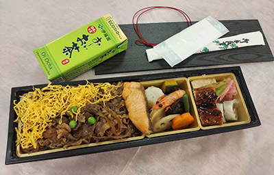 相撲弁当イメージ写真