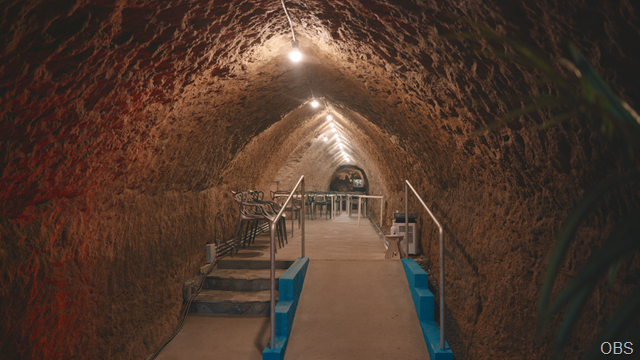 CAVE②